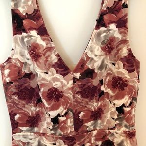 🚨ITEM SOLD🚨 f21 Rust/Cream Floral Tea Dress